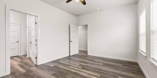 1221 W Johnson Street Gallery 21