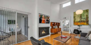 943 12th St Apt 7 Gallery 1