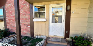 Beautiful two-story townhome in Denver! Low Maintenance! Gallery 17