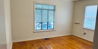 Central OKC Vintage Charm Gallery 11