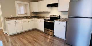 three bedroom duplex with ALL utilities included three bedroom duplex with ALL utilities included Gallery 4