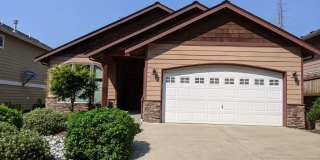 3 Bd., 1.75 Ba., Rambler Style Home Gallery 1