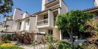 17083 Palisades Cir Gallery 2
