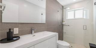 1104 N 13th Terrace, Hollywood, FL 33019 Gallery 18