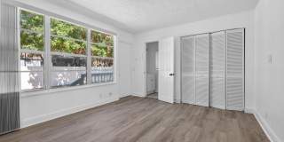 933 30th Court Gallery 11