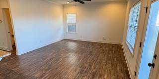 BEAUTIFUL HOME IN GREAT LOCATION! Gallery 5