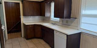 4 Bedroom Home in Richfield Gallery 8