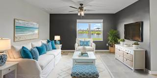 For Rent: Lakefront 4-Bedroom 2-Bathroom Home in Lakeside Palms Gallery 38