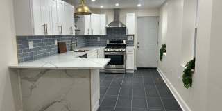 2016 North Woodstock Street Gallery 14