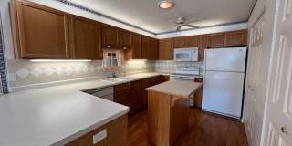Beautiful 2-bedroom, 2-bathroom Townhome! Beautiful 2-bedroom, 2-bathroom Townhome! Gallery 1