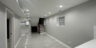 5848 N Whipple Street unit: G Gallery 7