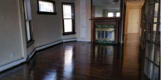 1901 Seneca St Gallery 5