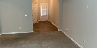 5020 Pioneer Parkway Gallery 5