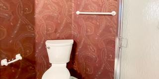 Near Local Shops and Restaurants Gallery 15