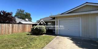 Orangevale 2bd/1ba Duplex with Garage Gallery 1