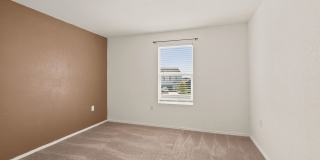 Beautiful 4-Bedroom Home with Golf & Clubhouse Access Gallery 21