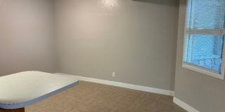 Beautiful Ground Floor Condo Near UVU & I-15 | 3 Bed / 2 Bath Gallery 4