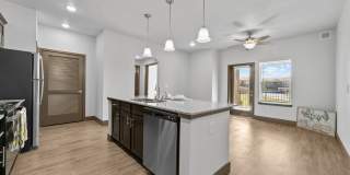 Deer Park Apartments Gallery 4