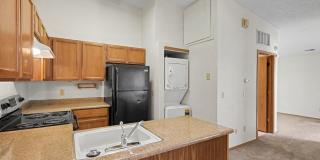 Charming Top-Floor Studio in Aurora with Private Patio & In-Unit Laundry Gallery 1