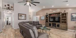 17475 W Spring Lane Gallery 6