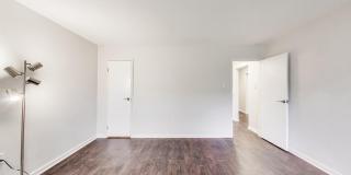 7420 LAKEVIEW Drive unit: W205 Gallery 20