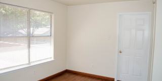 South Austin Living with Room to Spread Out Gallery 7