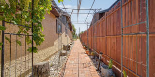 1221 E MESCAL Street Gallery 18