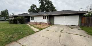 SW Visalia home on a corner lot available soon Gallery 1