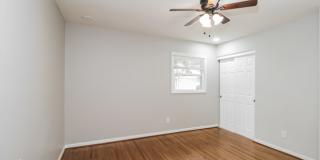 4309 Dowling Drive Gallery 10