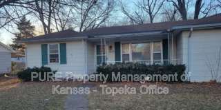 1635 SW Burnett Road Gallery 1