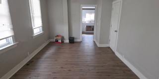 Multi Family Home 3 Bedroom and 1 Bath For Rent Gallery 6