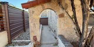 4018 SACRAMENTO Avenue Gallery 4