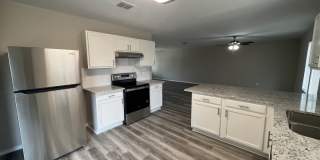 *COMING SOON* Desirable Location In Cibolo! Spacious Home with Loft & Fenced Backyard! Gallery 8