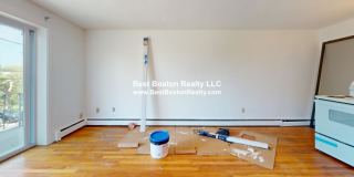 435 Shirley St. Gallery 4