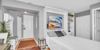 1340 N Dearborn St Gallery 4