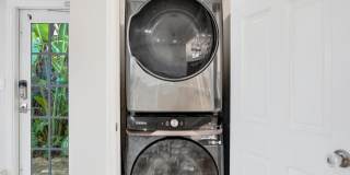 1145 NE 12th Avenue Gallery 43