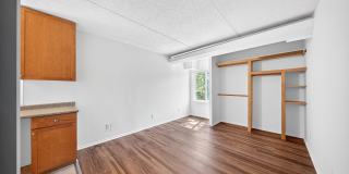 60 S VAN DORN Street Gallery 13