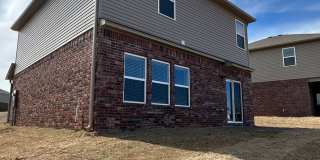 AVAILABLE NOW! - Charming 3-Bedroom, 2.5-Bath Farmington Home with Space to Live and Entertain Gallery 26