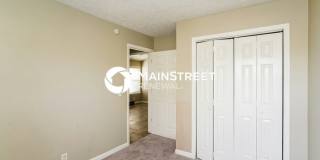 1921 Treeview Drive Gallery 10