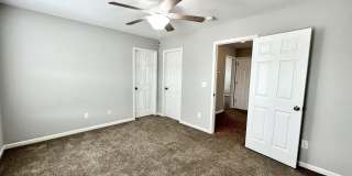 438 Riviera Drive Gallery 16