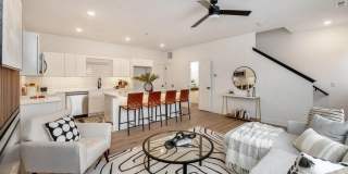 6501 Hickman Road Gallery 10