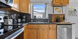 260 NE 45th St Gallery 12