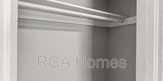 528 1/2 E Raymond St. Gallery 7