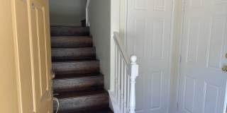 Cozy Town Home For Rent Gallery 7