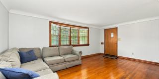 3-Bedroom, 2 Bath Single Family for Rent in Cincinnati, OH | Attached Garage & Nice Large yard Gallery 4