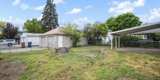 Comfortable Living in a Convenient Location – Charming 3BR 1BA Home at 2403 W Everett Gallery 38