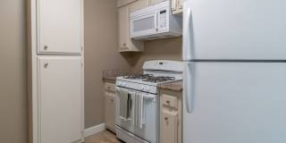 Courtyard Apartments Gallery 21
