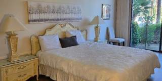 910 Island Gallery 12