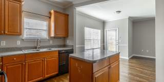 6105 Regency Court Gallery 10