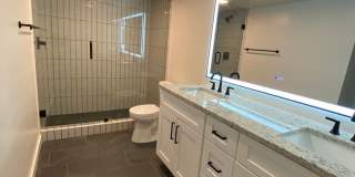 Andrews Court Gallery 92